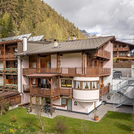 Gaestehaus Raphaela Sölden Exterior foto